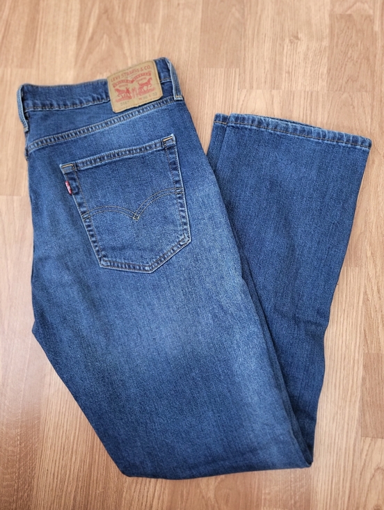 Levi's Other - Levi's 514 Men's Dark Blue Straight-Leg Jeans 36x32